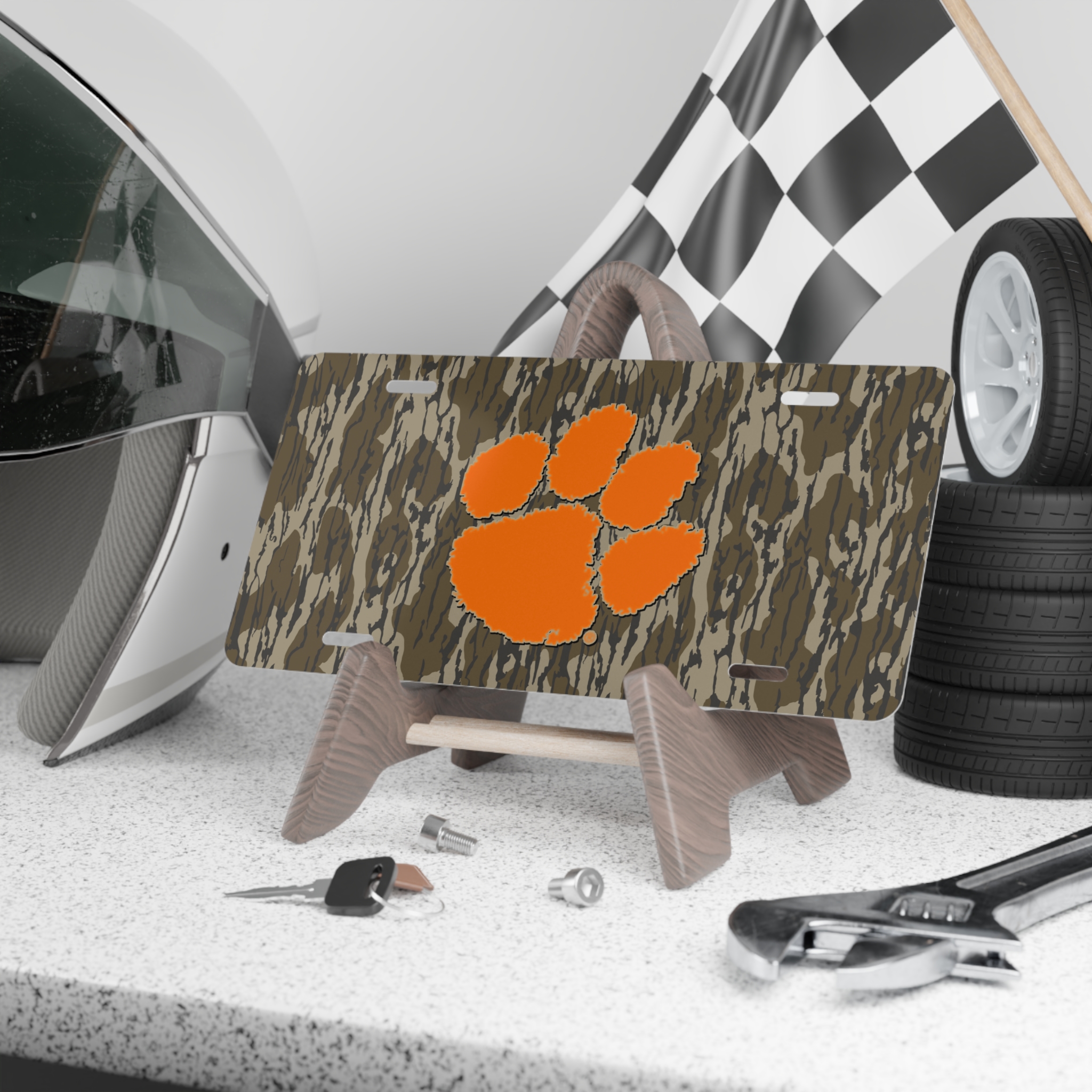 Custom Camo Vanity Plate Paw